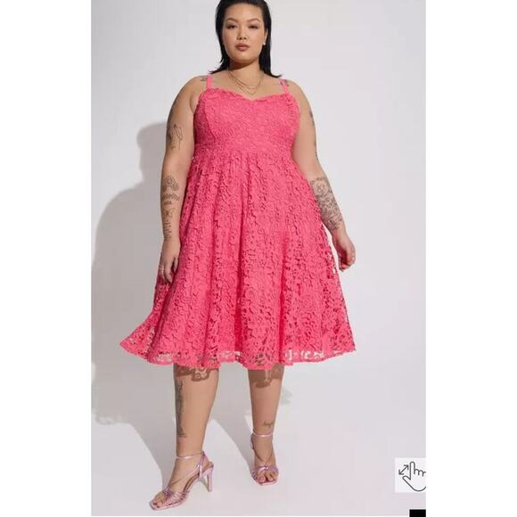Torrid Midi Crochet Lace Sweetheart Dress Size 1 NWOT - Picture 9 of 9